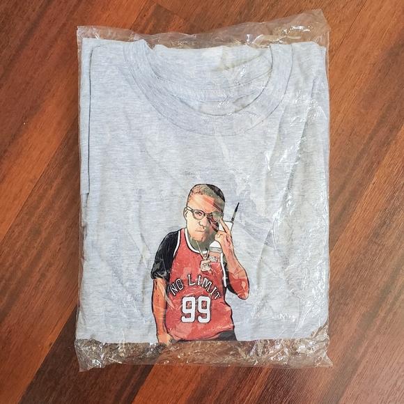 Intclts Malcolm P T-Shirt - Picture 4 of 4